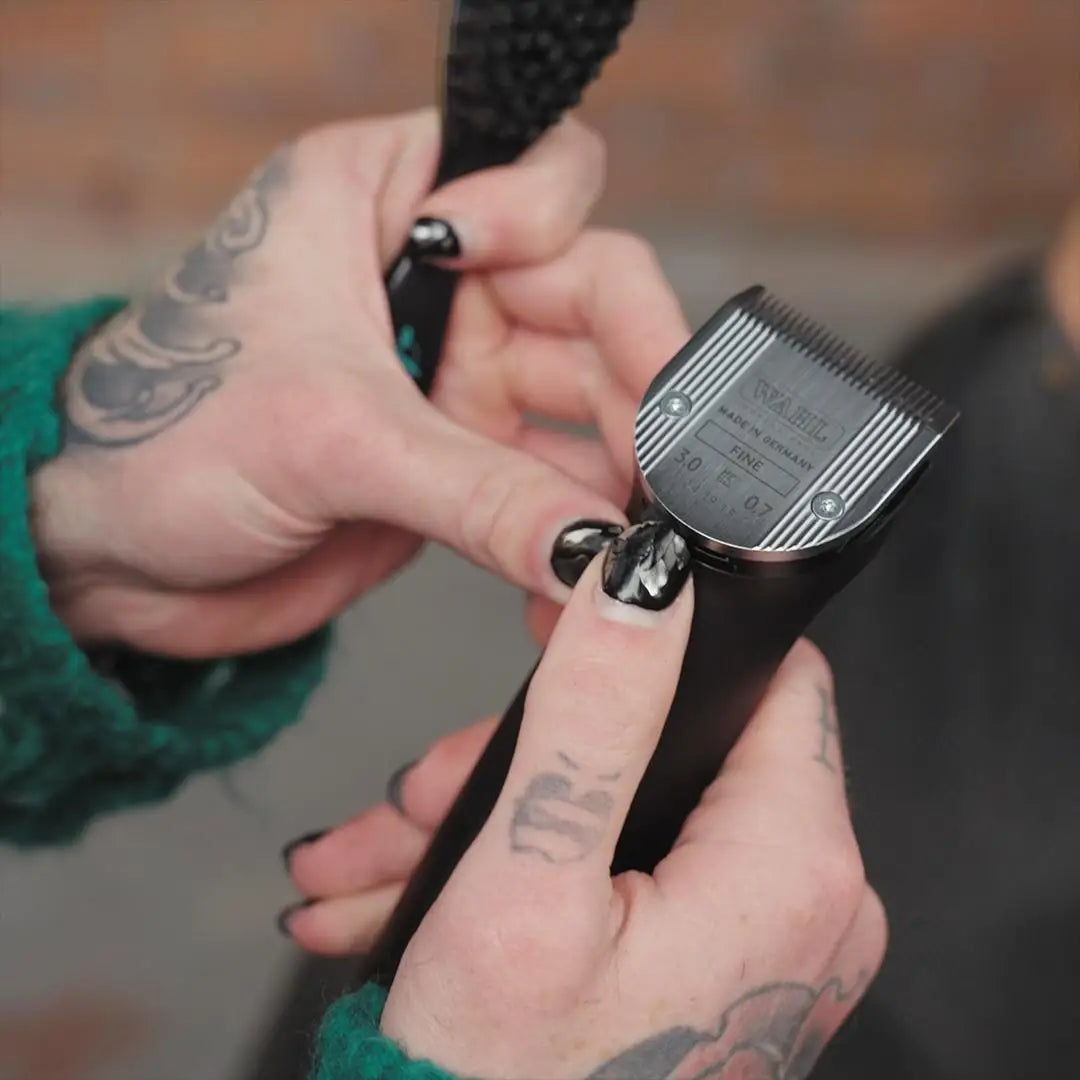 WAHL Chromstyle Cordless Clipper