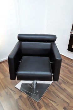 Frisierstuhl schwarz